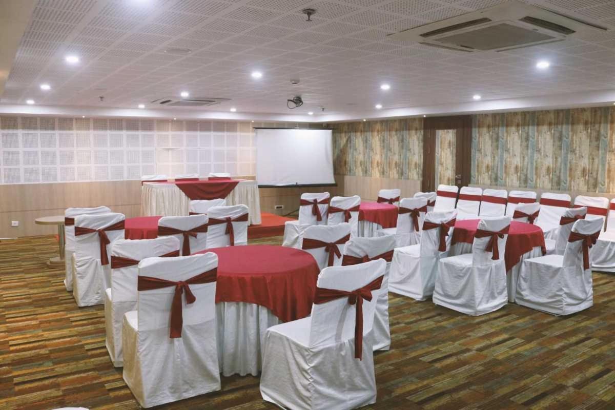 Hotel The Kalyaniz Guwahati Eksteriør billede