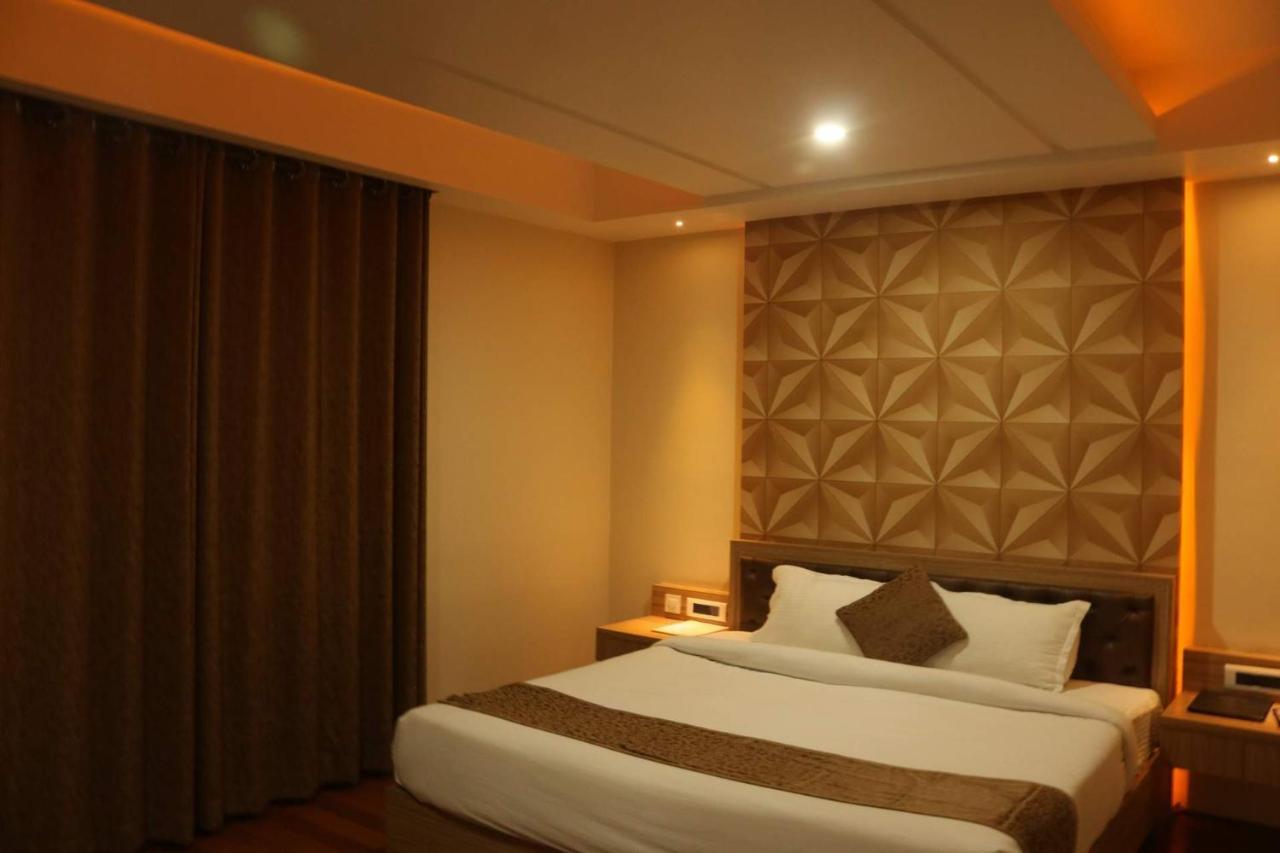 Hotel The Kalyaniz Guwahati Eksteriør billede